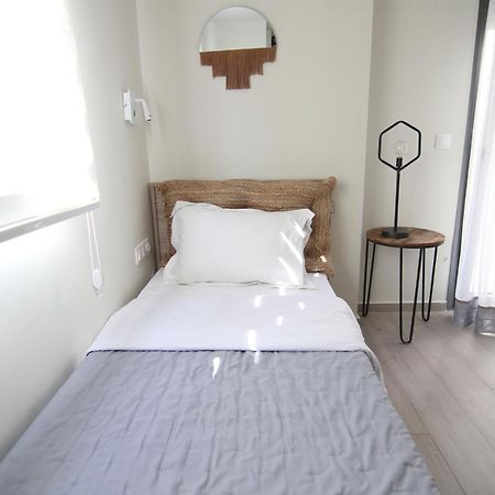 Hanioti Suite Maisonette In Front Of The Sea エクステリア 写真