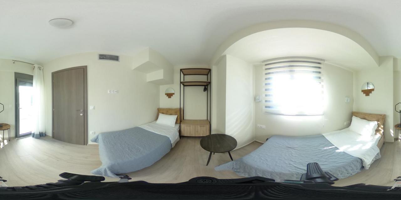 Hanioti Suite Maisonette In Front Of The Sea エクステリア 写真
