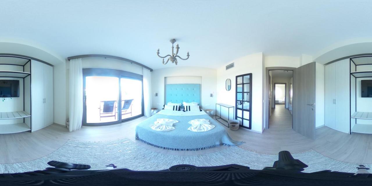 Hanioti Suite Maisonette In Front Of The Sea エクステリア 写真